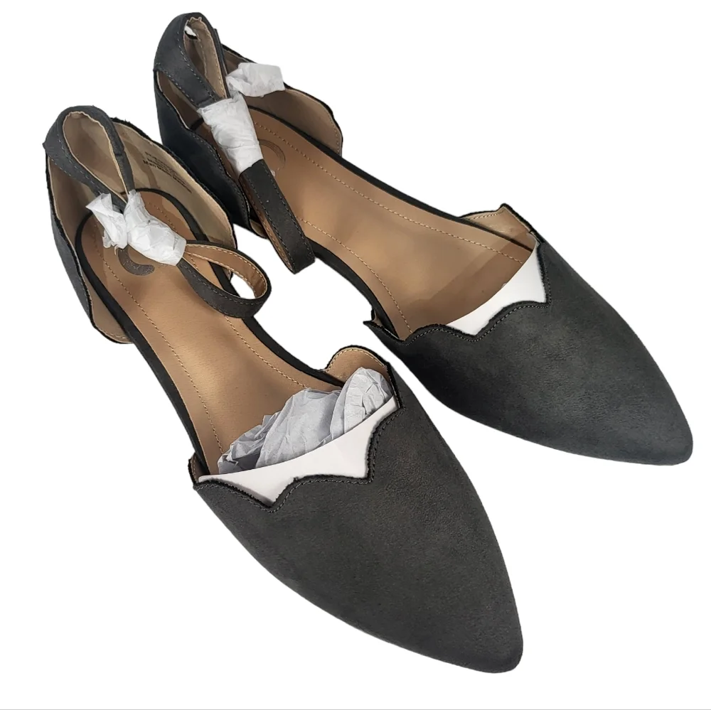 Journee Collection Lana Flat Grey 10 - Picture 7 of 8